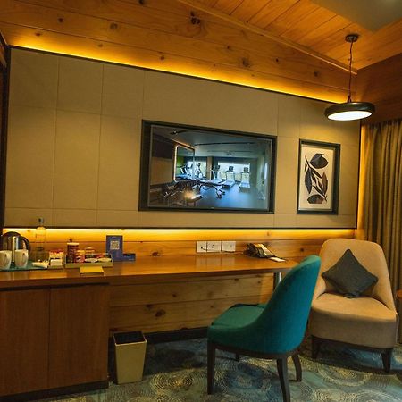 Radisson Blu Resort Dharamshala Exterior photo
